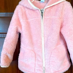 Girls 4T old navy fluffy warm jacket
